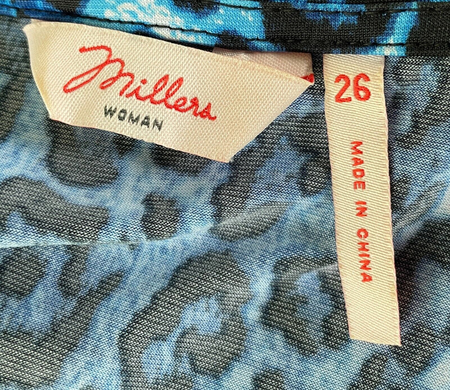 MILLERS Top Blue White Black Leopard Print Short Sleeve Stretch Blouse Plus 26