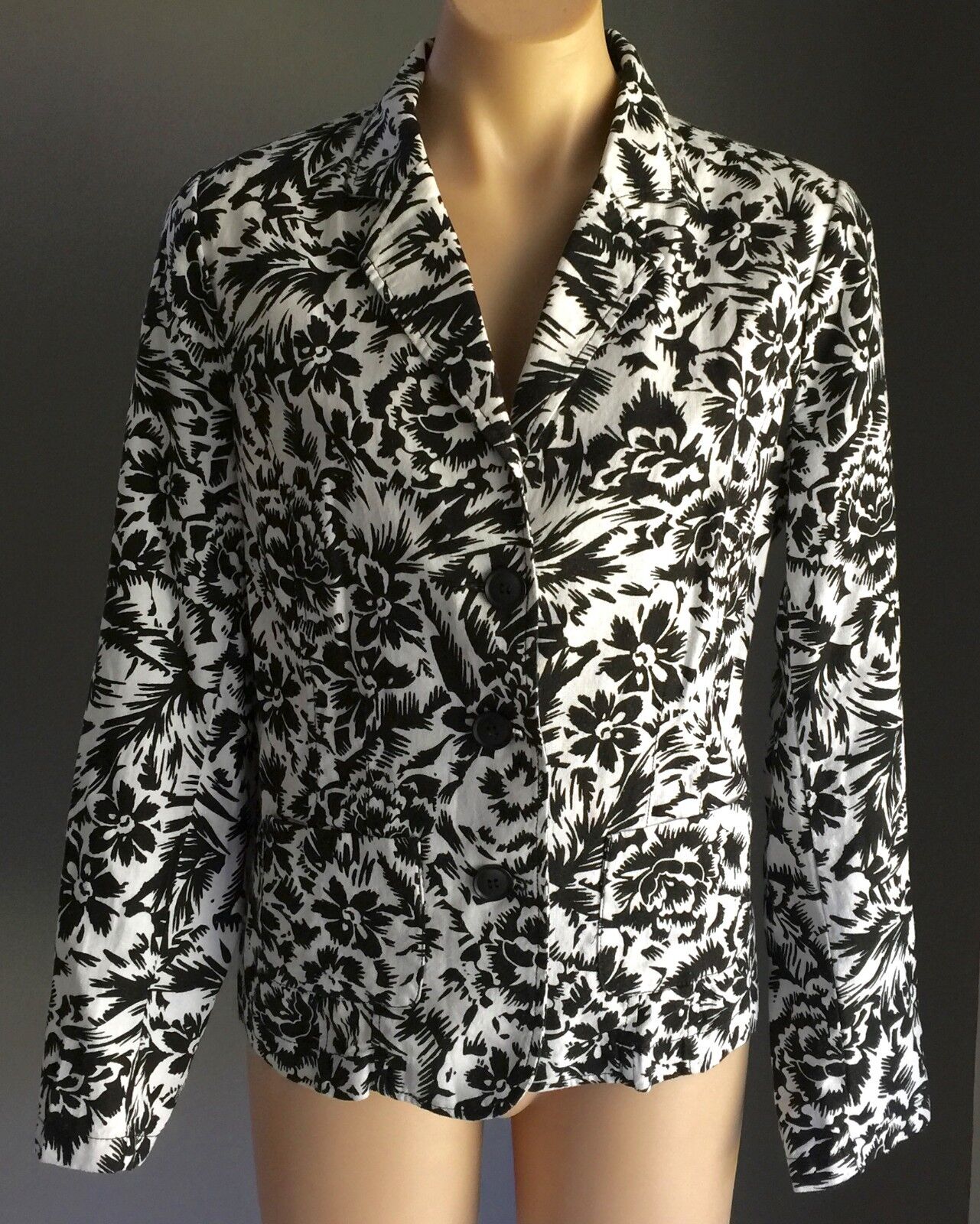 MILLERS Denim Jacket Black White Linen Blend Floral Print Ladies Sz 12 Gorgeous
