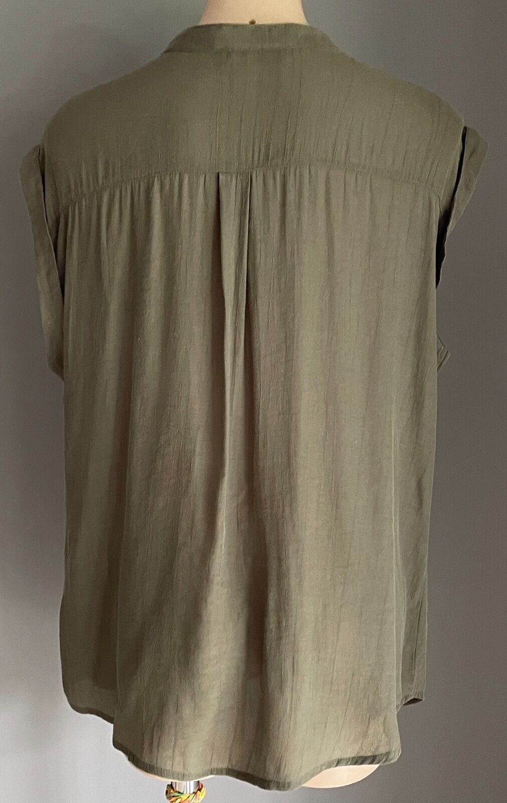 A.N.A New Approach Khaki Sleeveless Blouse Round Neck Buttons Top Size 1X 12 14