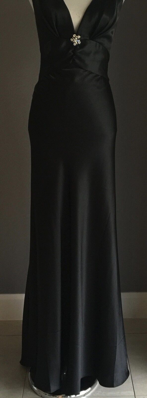 ANGELINE Gown Diamante Brooch Long Black Long Dress Plus Size 18 NEW Bombshell