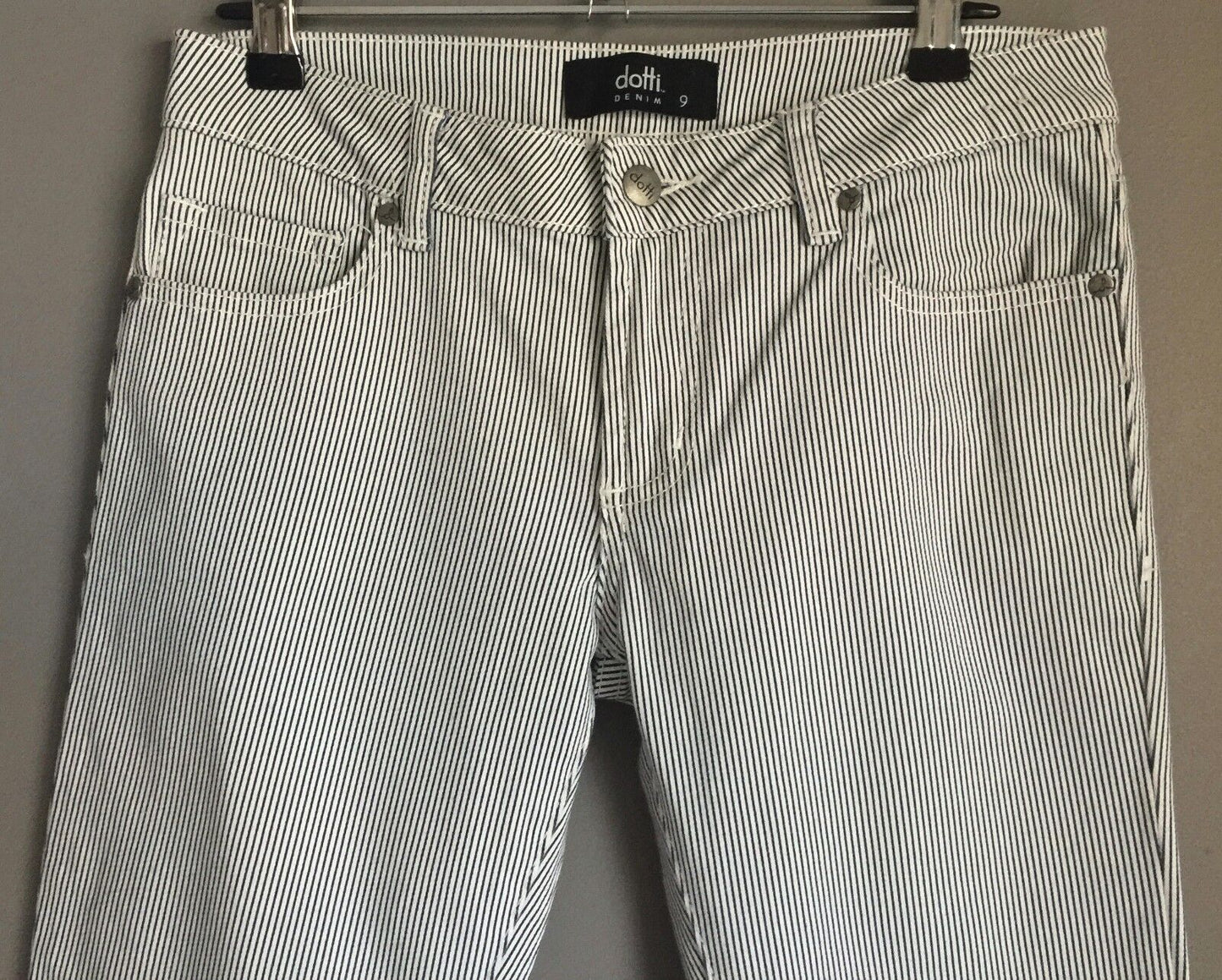 DOTTI DENIM Jeans Black & White Stripe Skinny Leg Jeans Ladies Size 9 Gorgeous