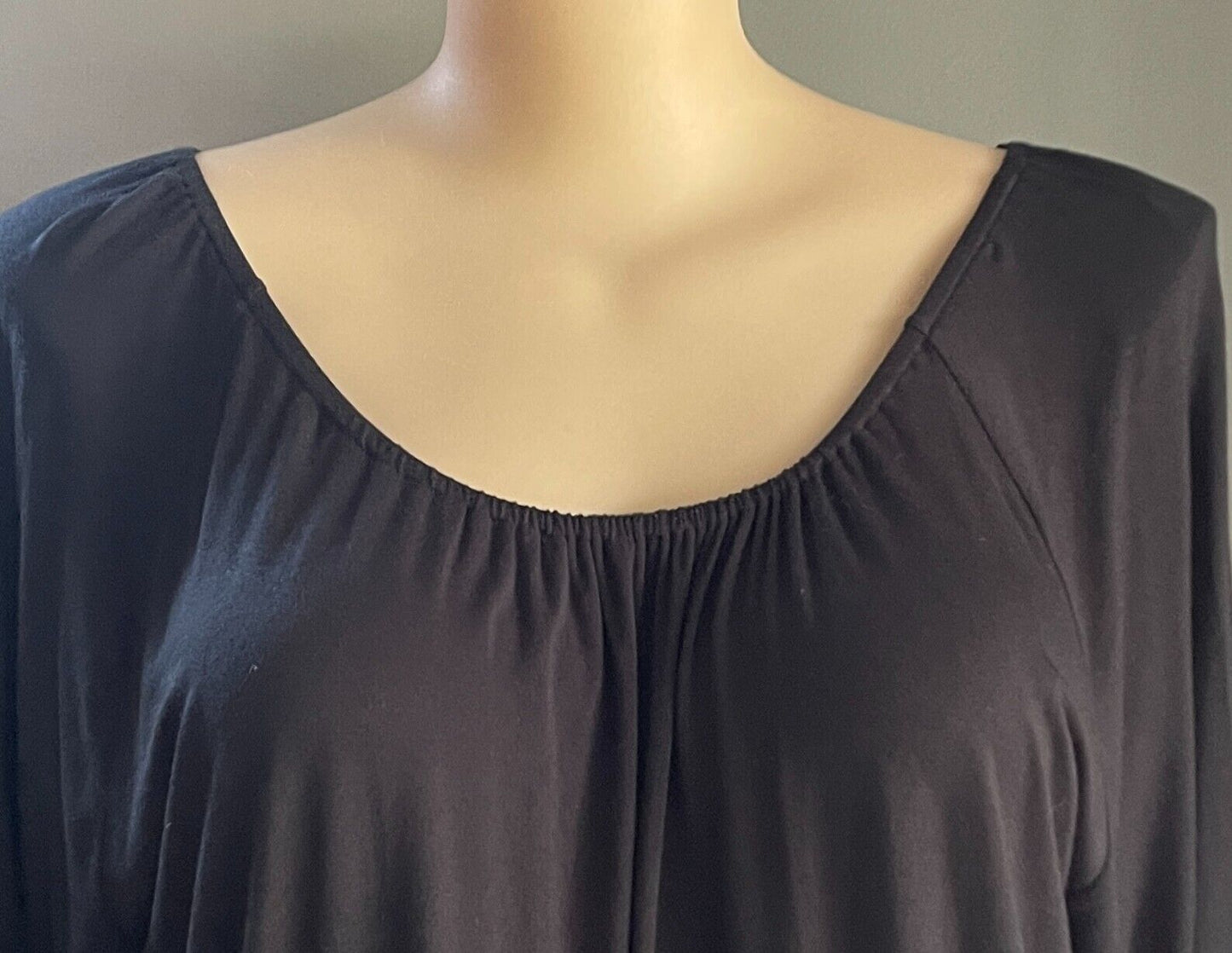SARA Black Blouse Elastic Scoop Neck 3/4 Ruffle Trim Sleeve Plus Size 22 Stretch