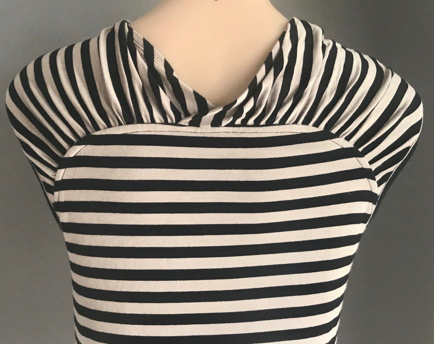DAVID LAWRENCE Knot Top Black Taupe Stripe Stretch Extended Sleeve Ladies S 10