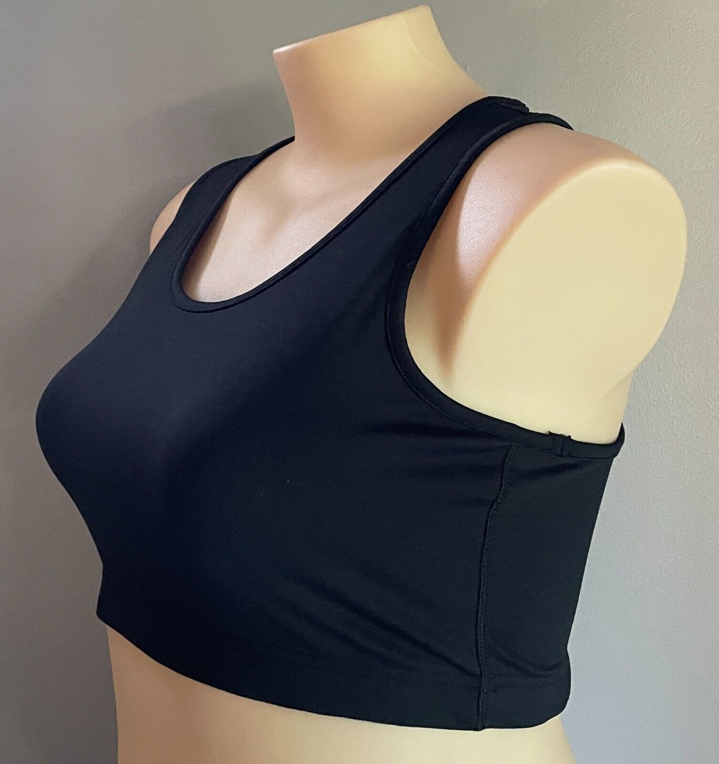 ACTIVE & CO Sports Bra Crop Top Black Racer Back Medium Support Gym Size 18