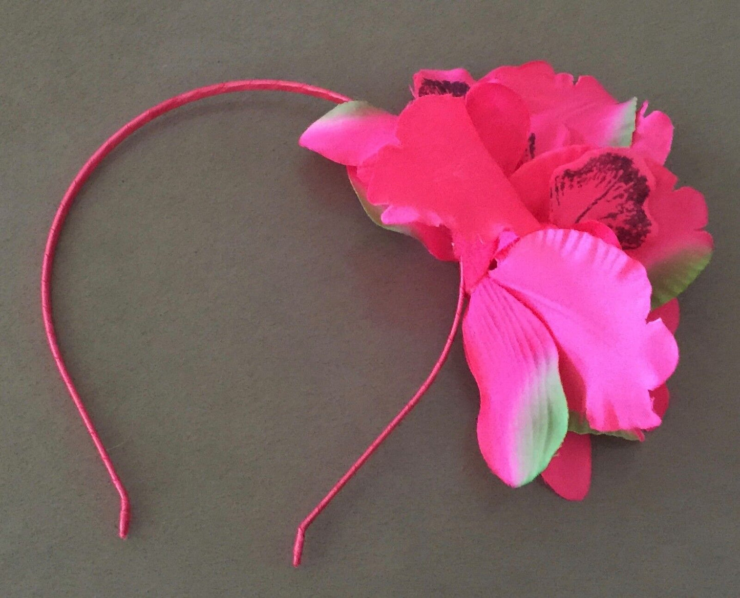FASCINATOR Pink IRIS Floral on Headband IRIS Flower Formal Romantic Hair NEW