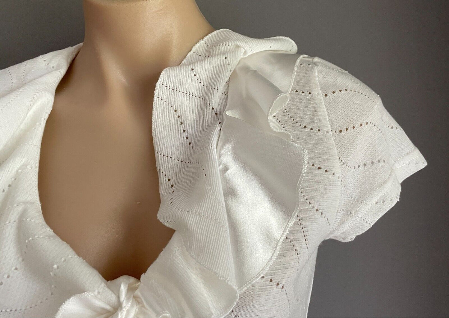 9TH FLOOR White Short Cap Blouse Size 10 Ruffle Neck With Tie Button Front NEW