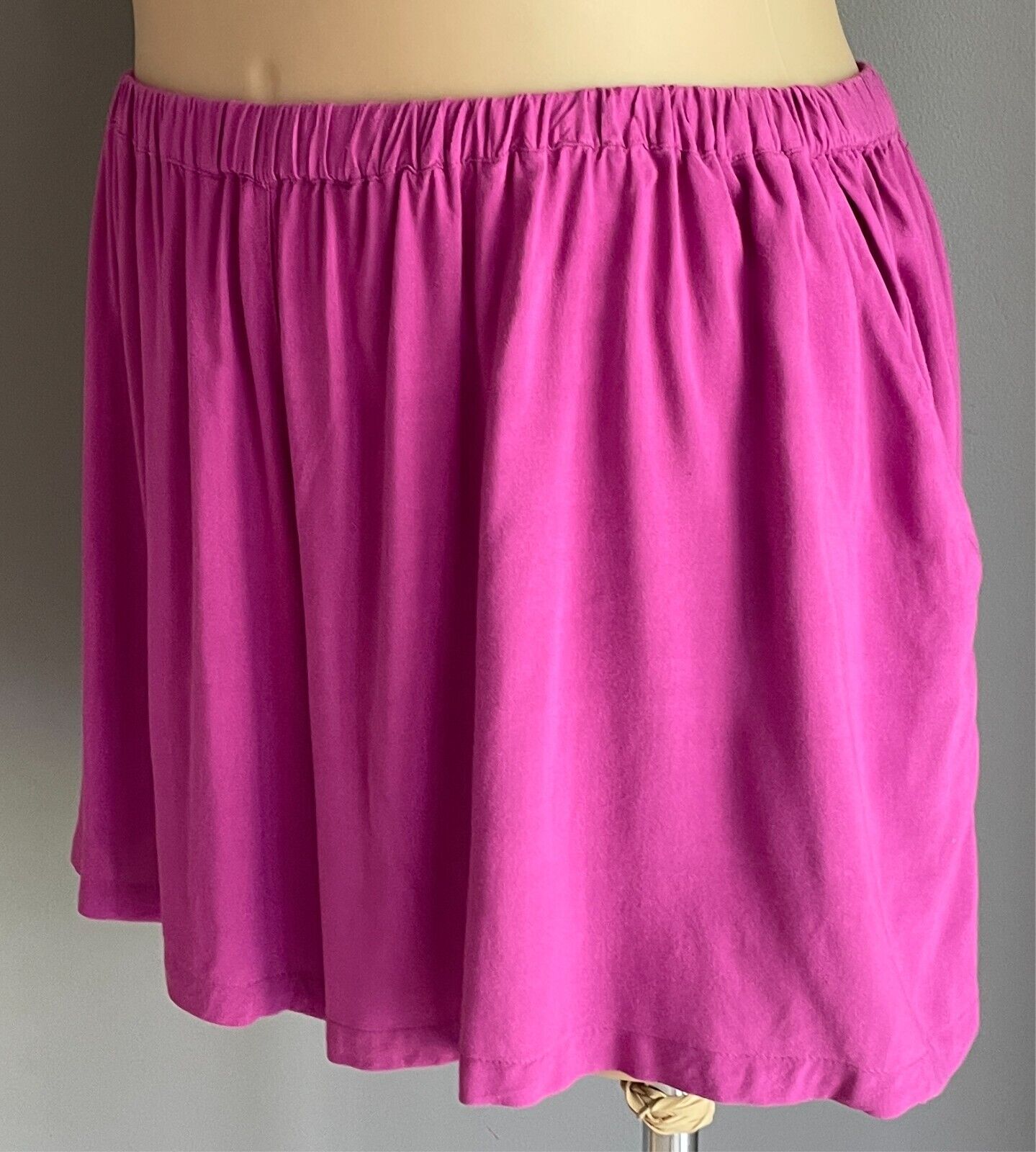 CITY CHIC Shorts Orchid Hot Pink Elastic Waist Relaxed Plus Size M Pockets