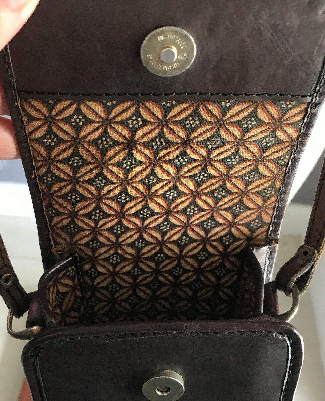 CAMERA Style Leather 13cm SHOULDER BAG Dark Brown Handbag Crossbody BATIK Lining