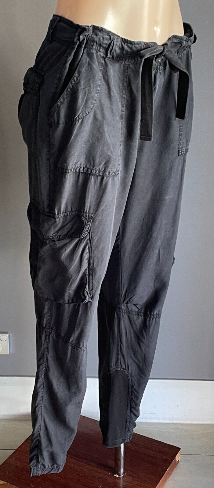 COUNTRY ROAD Black Cargo Pants Size 12 Pockets