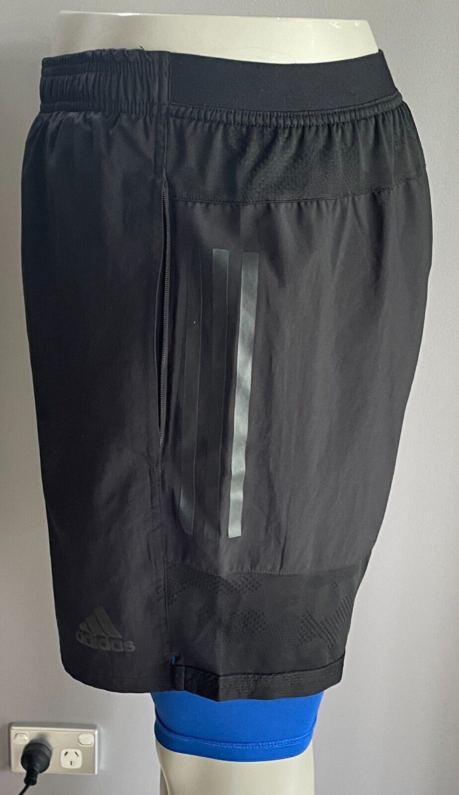 ADIDAS Shorts Black Elastic Drawstring Waist Built in Blue Tights Mens Size L