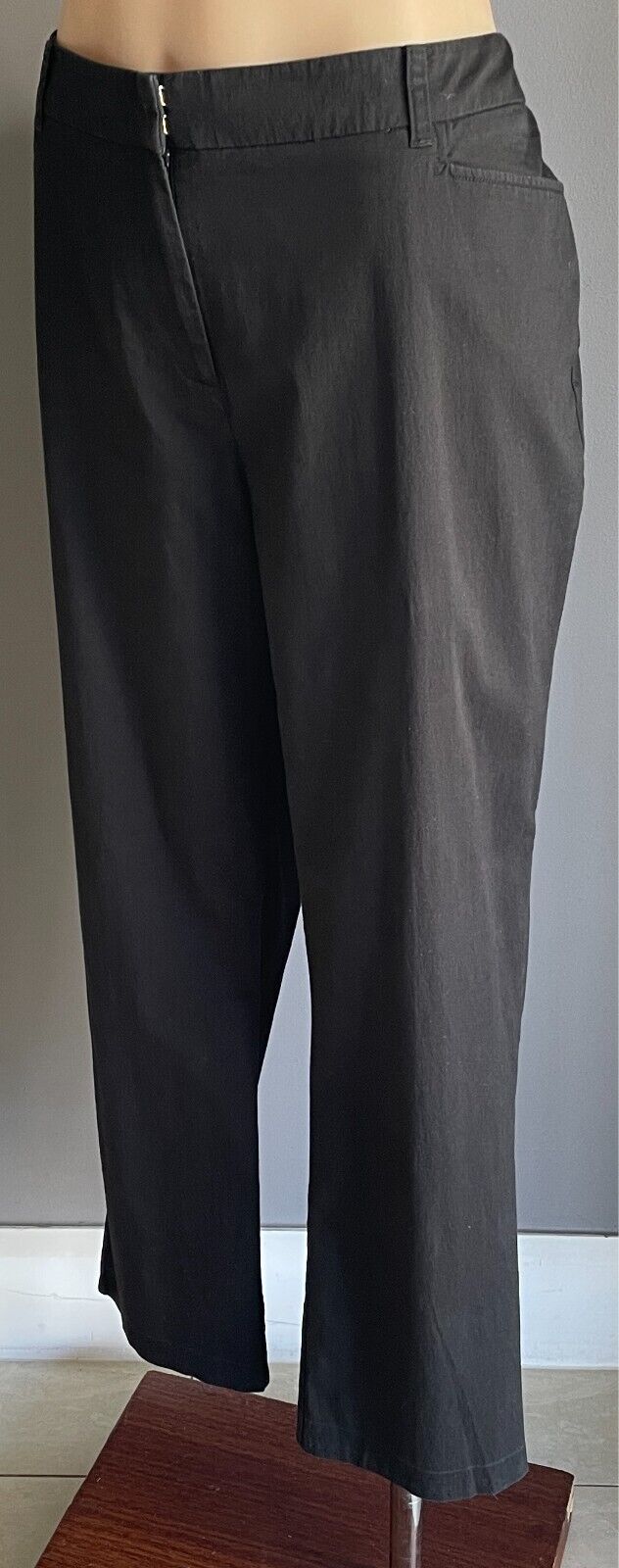 SPORTSCRAFT Black Cotton Blend Cropped Length Pants Size 16 Stretch