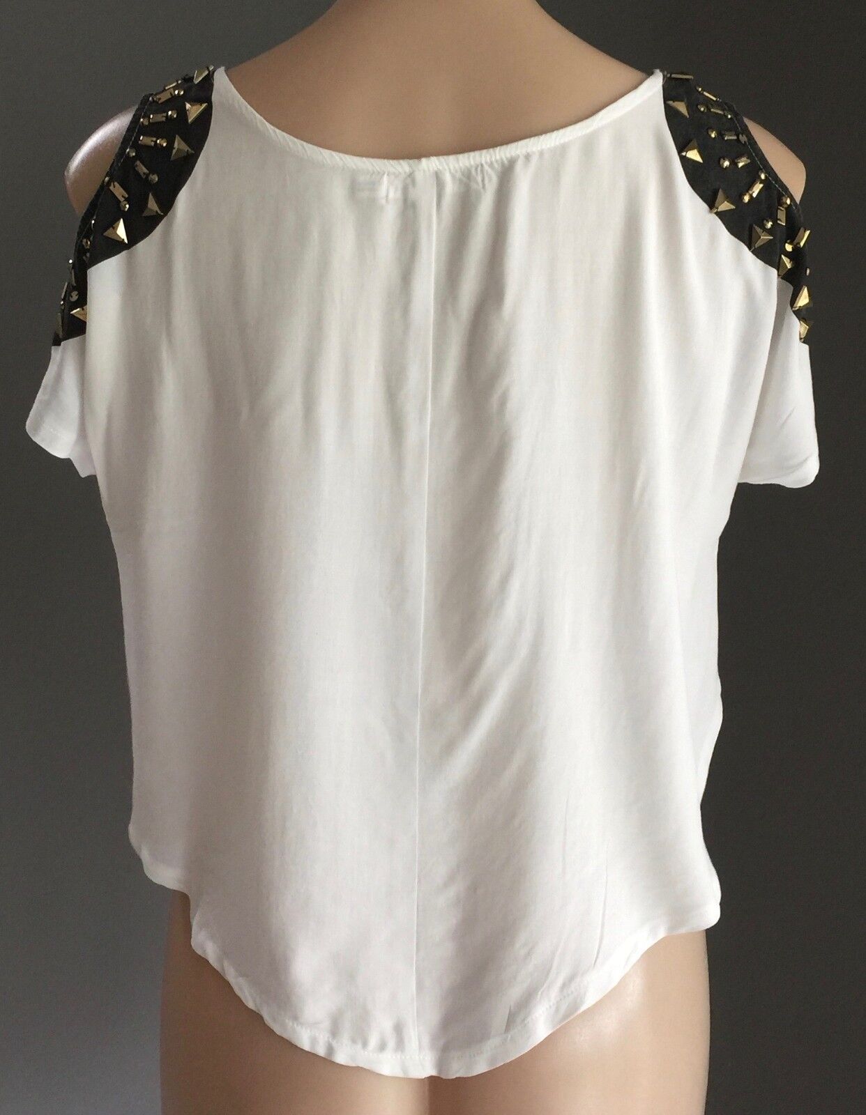 HE DOESN'T KNOW WHY Dip Hem Top White Black Trim Cut Out Sleeve Sz 6 AU 8 10 NEW