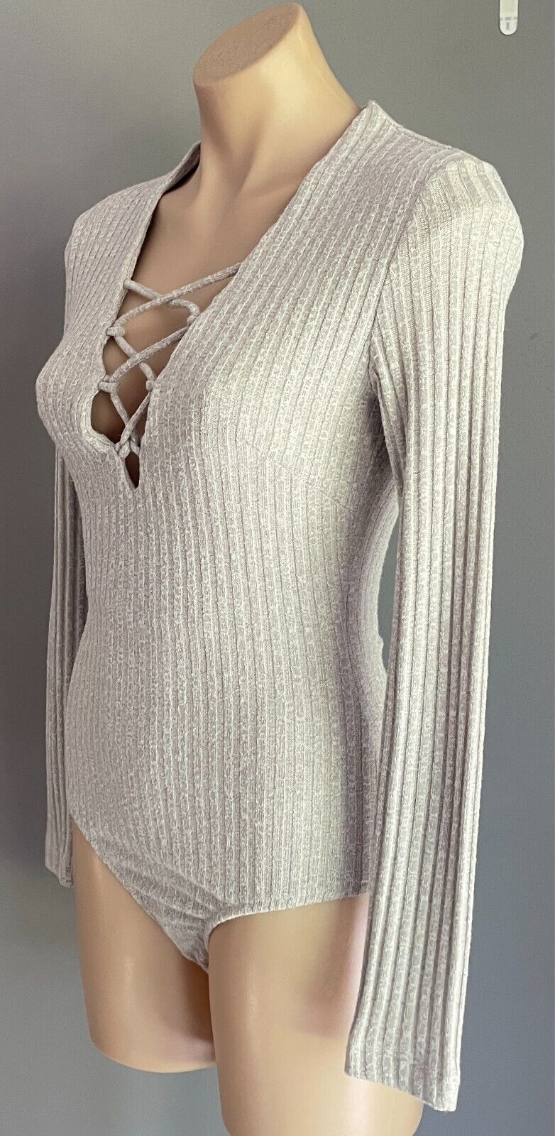 WHOIAM Bodysuit GreySize 10 Long Sleeve Criss Cross V-Neck Rib Stretch Fabric