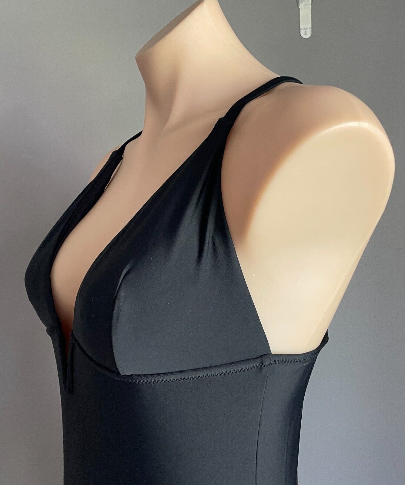 CUPSHE Black Deep V-Wire Neck One Piece Swimsuit Size M Criss Cross Back NWT!