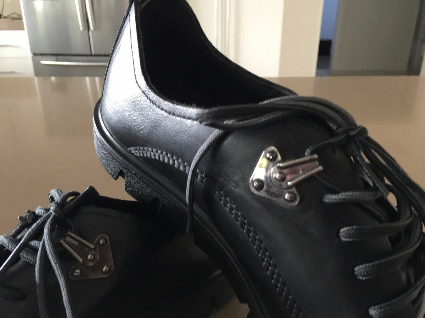 GUZAOREN Lace Up Shoes Black Pleather Mens Size 10 31.5cm Work or Play NEW