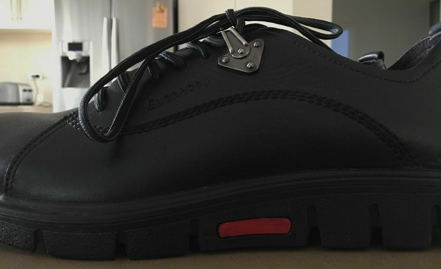 GUZAOREN Lace Up Shoes Black Pleather Mens Size 10 31.5cm Work or Play NEW