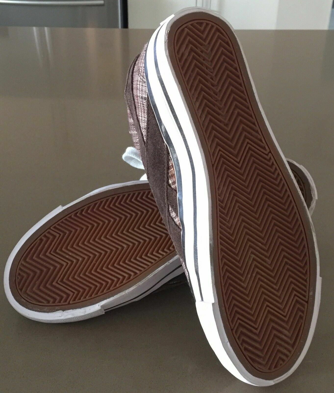 REEBOK Sneakers Brown Beige Check Print Shoes Mens Size US 8.5 UK 6 25.5cm New