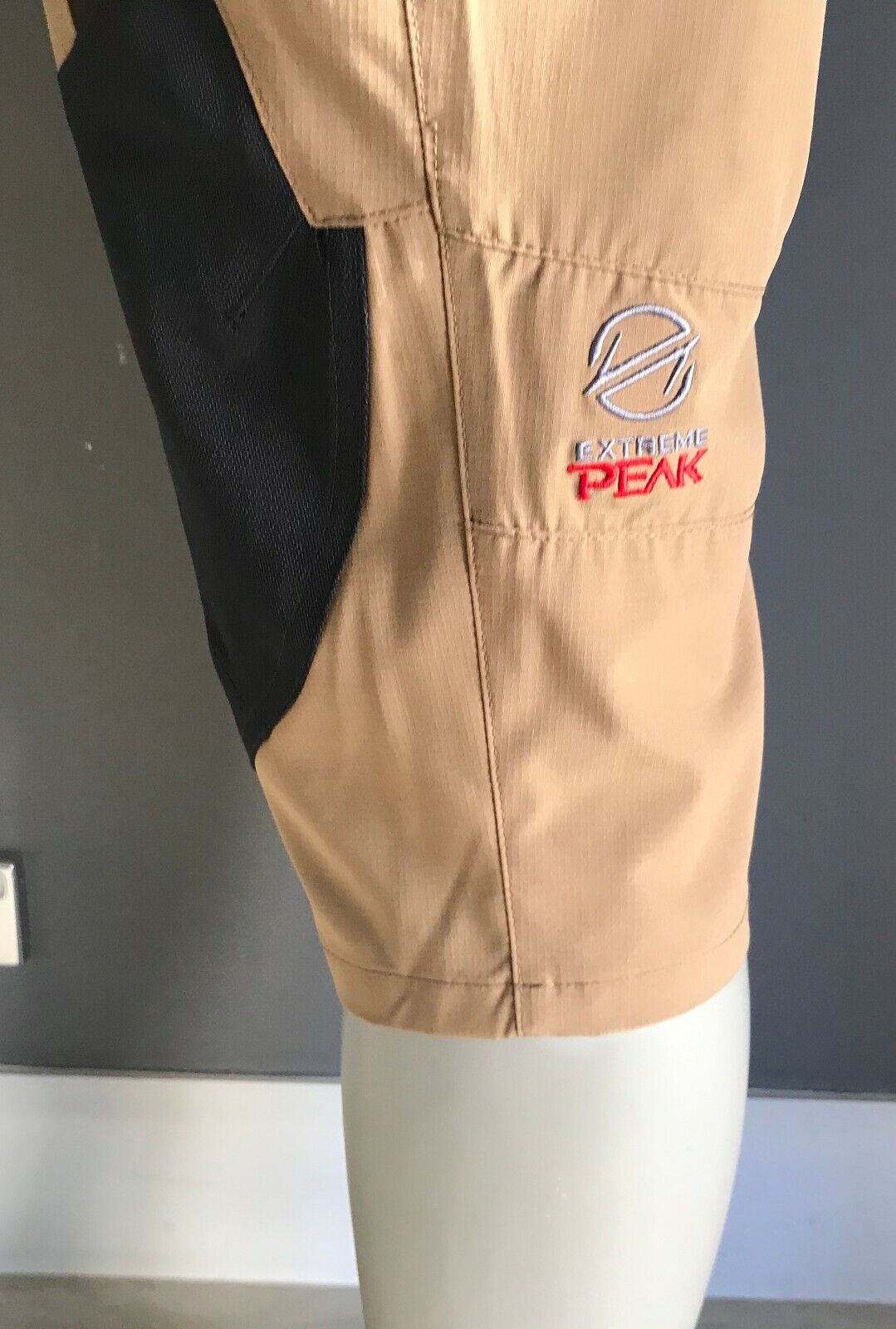 Mens BLACK YAK Pants Khaki & Brown Extreme Peak Quick Dry Hiking Capri Size 36