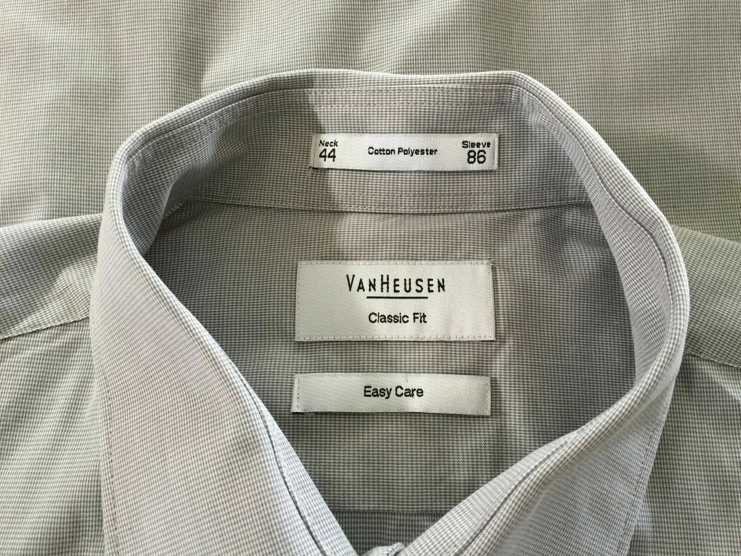 Mens VAN HEUSEN Long Sleeve Shirt Grey & White Classic Fit Size Neck 44cm
