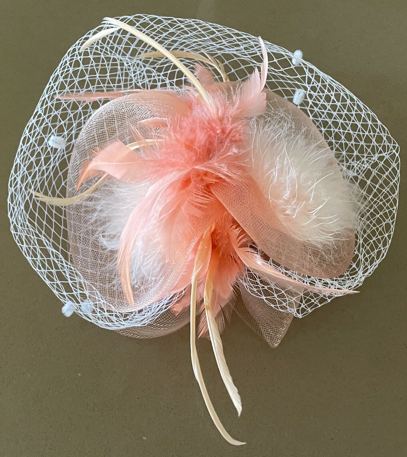 HAIR FASCINATOR Peach Colour Clip On Feather & Net Trim Ladies Headband One Size