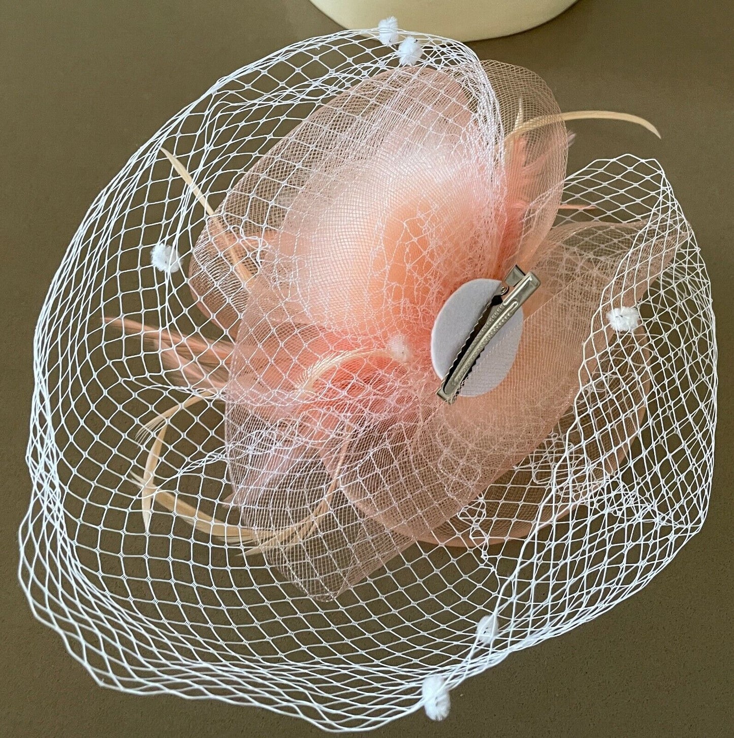 HAIR FASCINATOR Peach Colour Clip On Feather & Net Trim Ladies Headband One Size