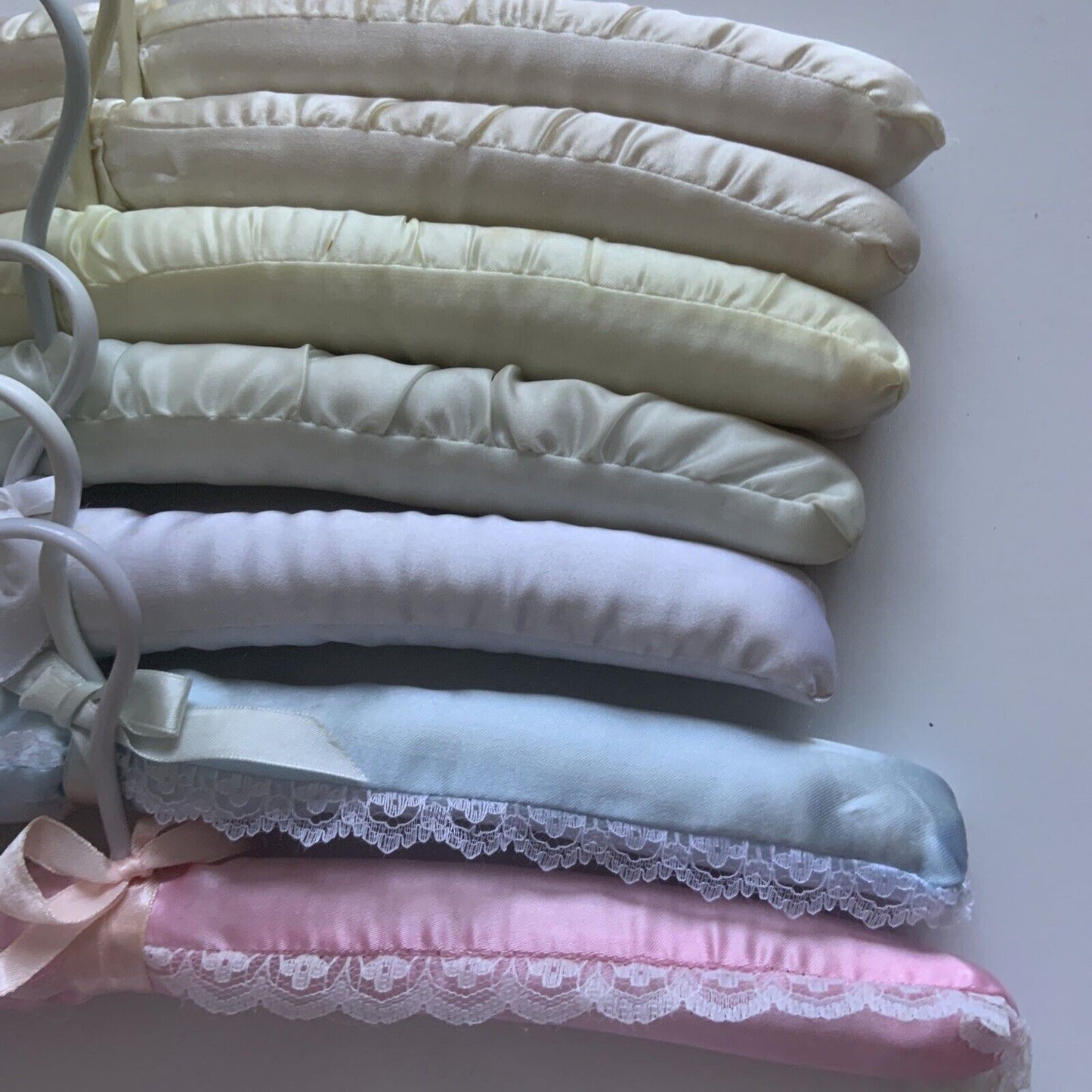 7 x Covered Wooden Clothes Coat Hangers Padded Satin 3 with Ribbon 4 without