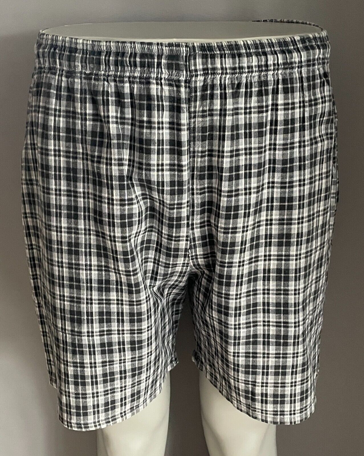 2 Pairs Mens Shorts Size L Elastic Waist Grey Black & Blue Yellow White Check