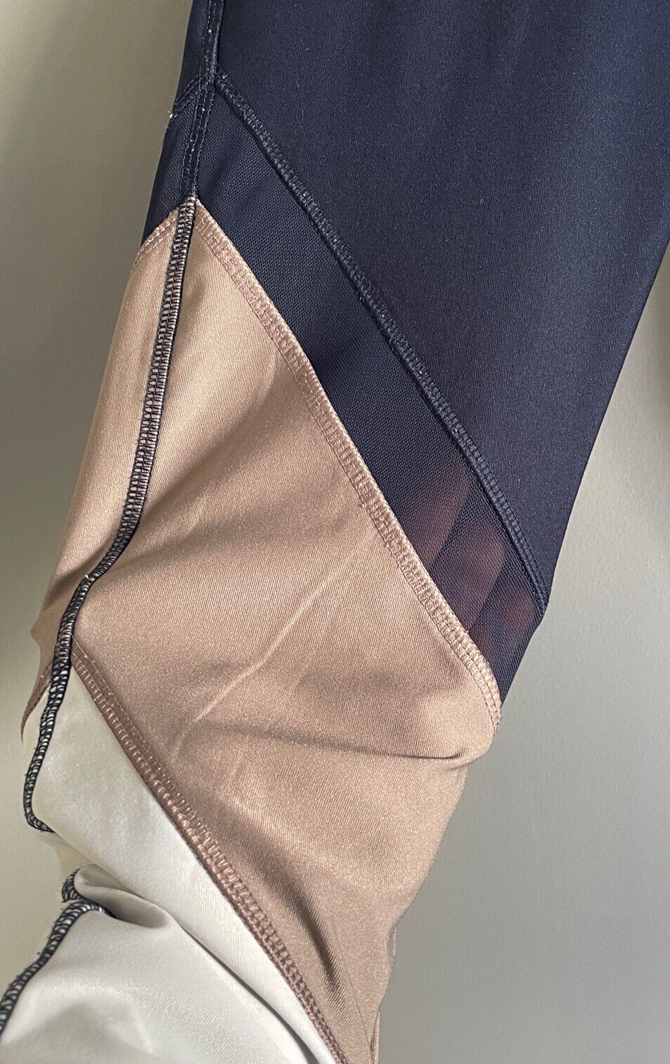 VOGO Athletica Leggings Capri Navy Taupe & White Sz S Activewear Yoga Gym Sports