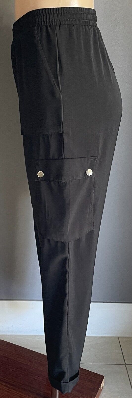 Ladies Size 10 Pants SILVER WISHES Cargo Black Elastic Waist Tapered Cuff Leg
