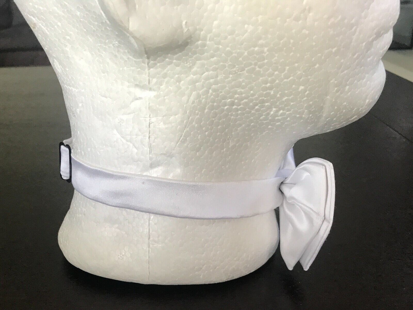 RON BENNETT Classic Mens White Pre-Tied Adjustable Neck Bow Tie