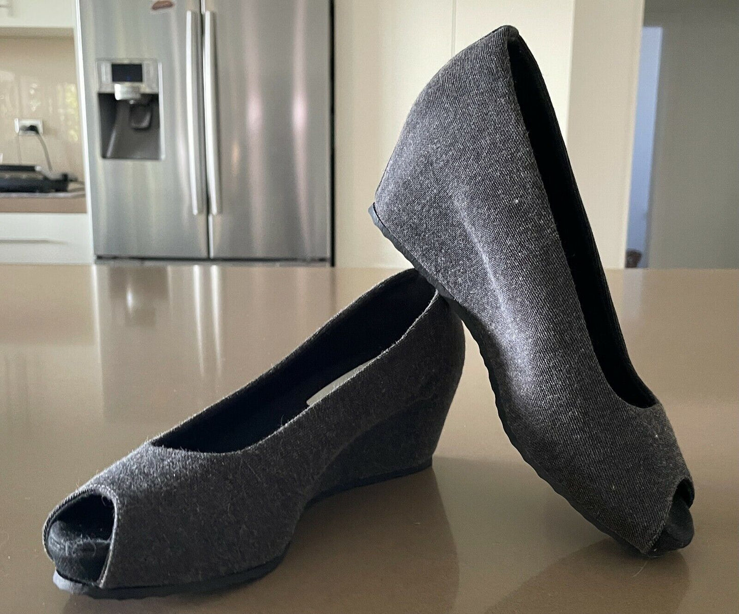 LACOSTE Shoes Wedge Heel Open Toe Charcoal Grey Fabric Ladies Sz UK 4 EU 37 US 6