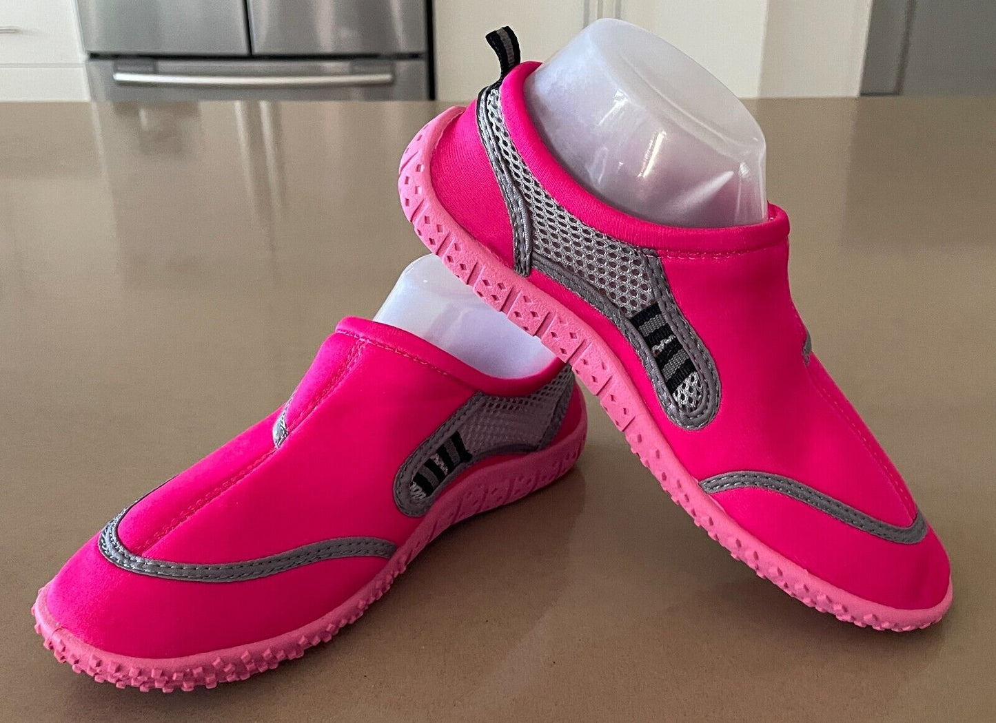 YELLO Ladies Pink & Grey Aqua Socks Beach Shoes Size UK 5 AU 7 EU 38 NEW