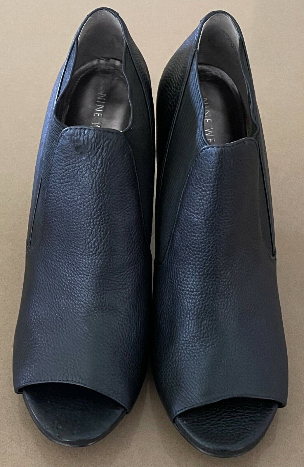 NINE WEST "Hoppy" Block Heel Booties Black Leather Open Toes Shoes Ladies Size 8