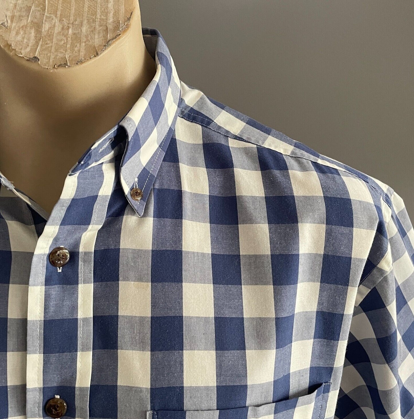 HC STUDIO Shirt Blue & White Check Print Mens Size M Classic Fit Short Sleeves