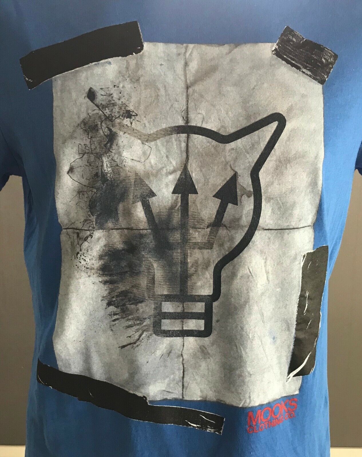 MOOKS T Shirt Blue Short Sleeve Grey w Motif Print Tee Mens Size L