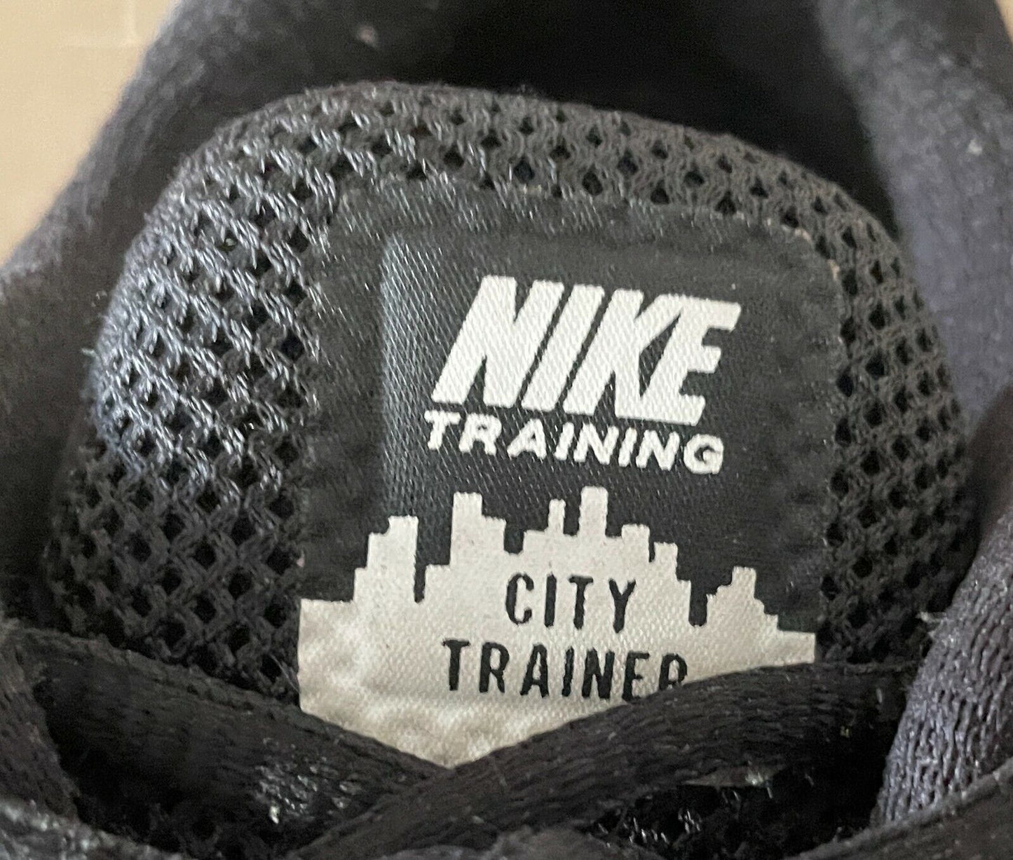 NIKE "City Training" Running Shoe Black White Ladies US 6 UK 3.5 EU 36.5 23cm