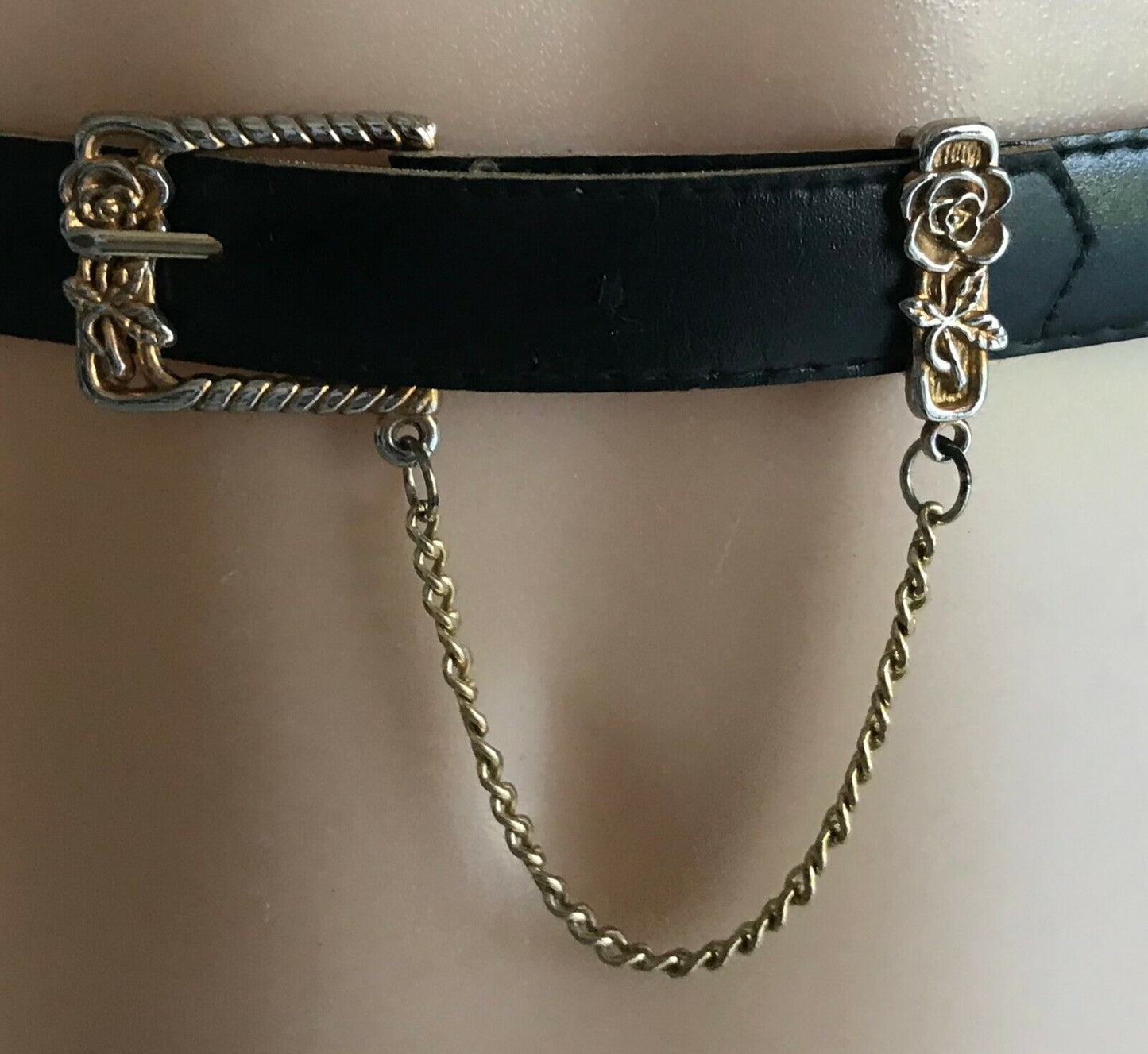 Ladies Belt Pleather 2cm W 77cm L Black Gold Chain Cuff Trim Sz 6 8 10 Retro