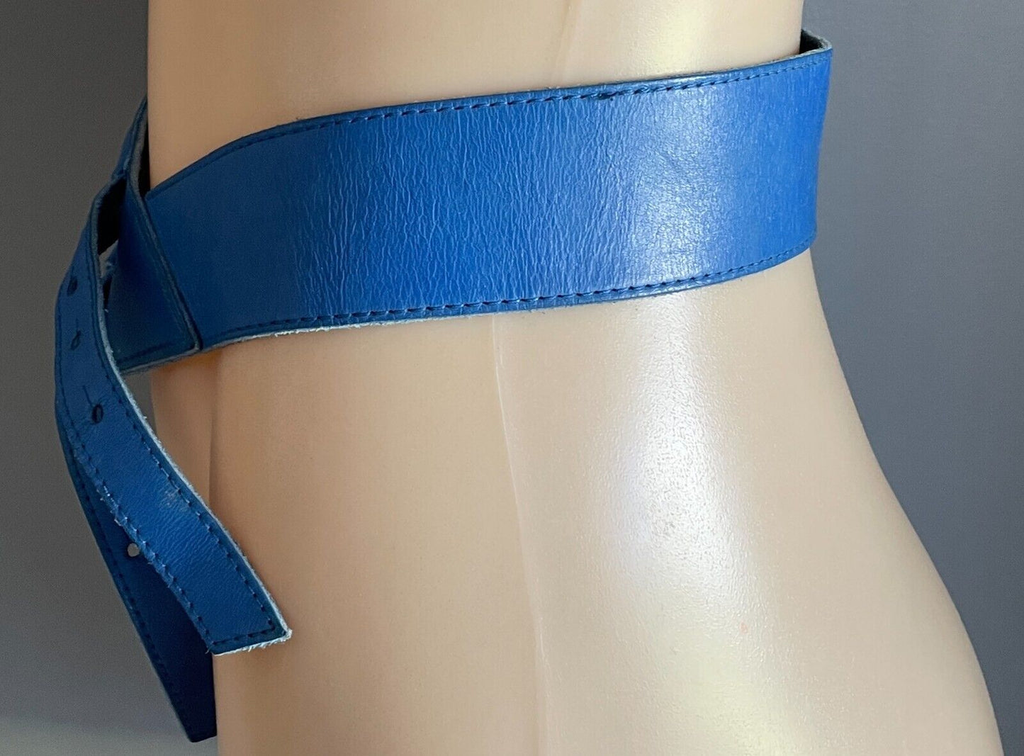 Ladies LEATHER Belt 5cm Blue Double Strap Press Through Stud Sz 10 12 80's Retro