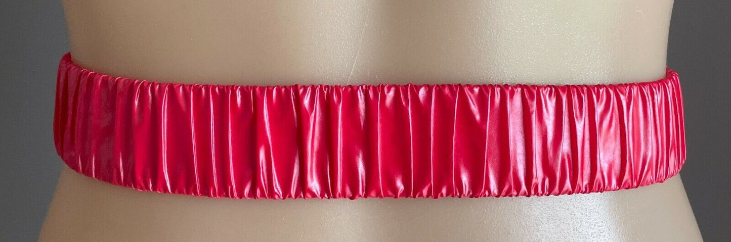 Ladies Belt Elastic Red PU Silver Tone Interlock Buckle Sz 8 10 Retro 1980’s
