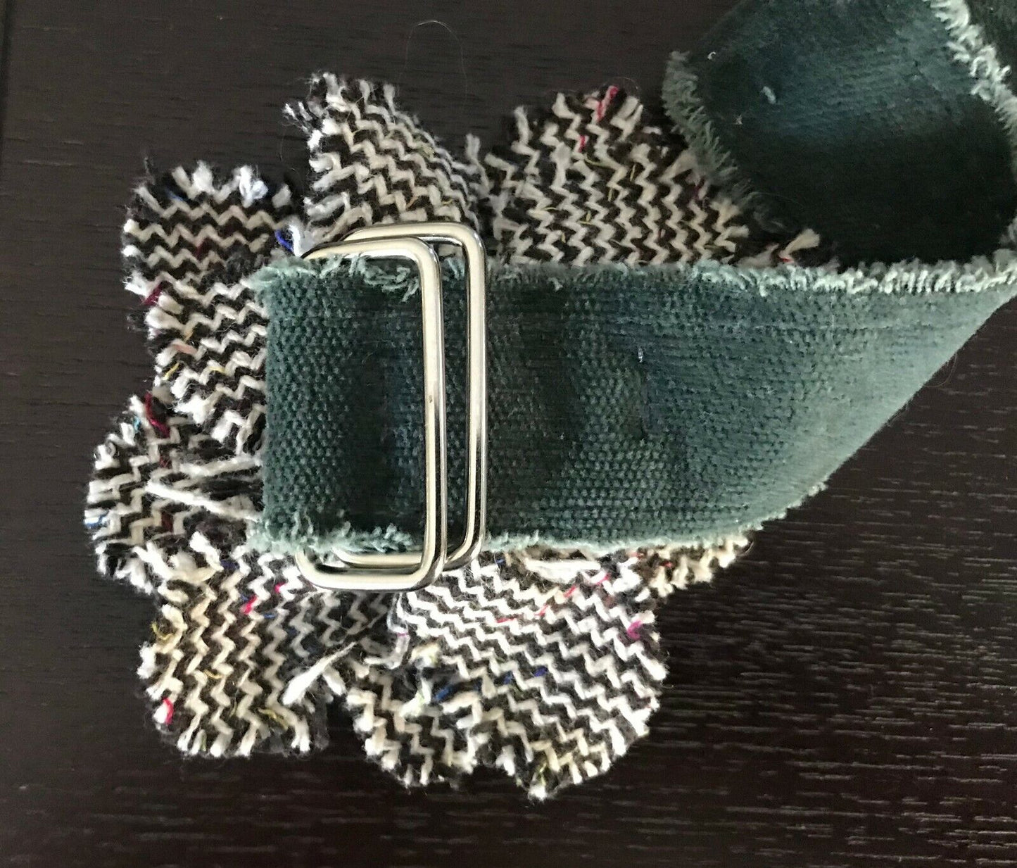 Ladies Belt Fabric 3.5cm Green Velvet Raw Edge w Floral & Pearl Trim 101cm Long