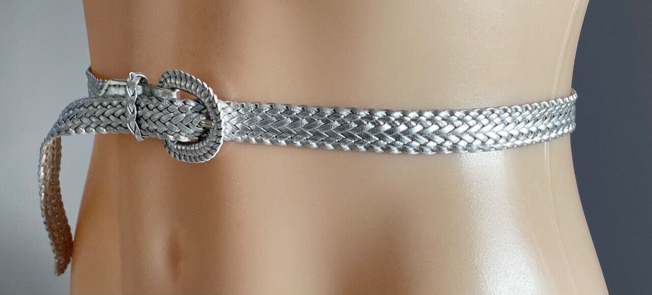 Ladies Belt Pleather 2cm Silver Woven w Silver Tone Buckle Ladies Size XS