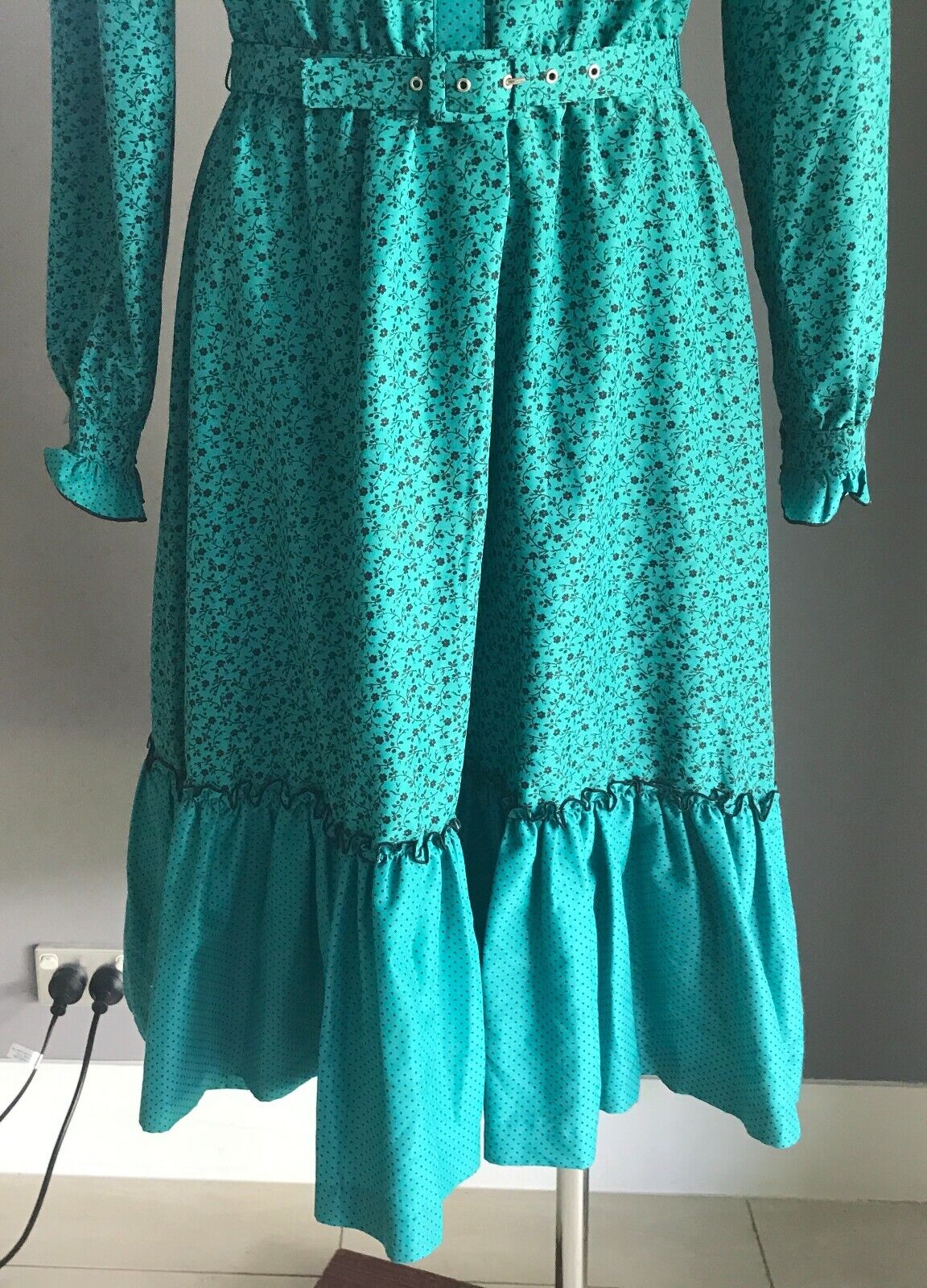 YOU AND I by MR GEORGE Dress Jade Black Floral Polka Elastic Waist Yoke Size 16