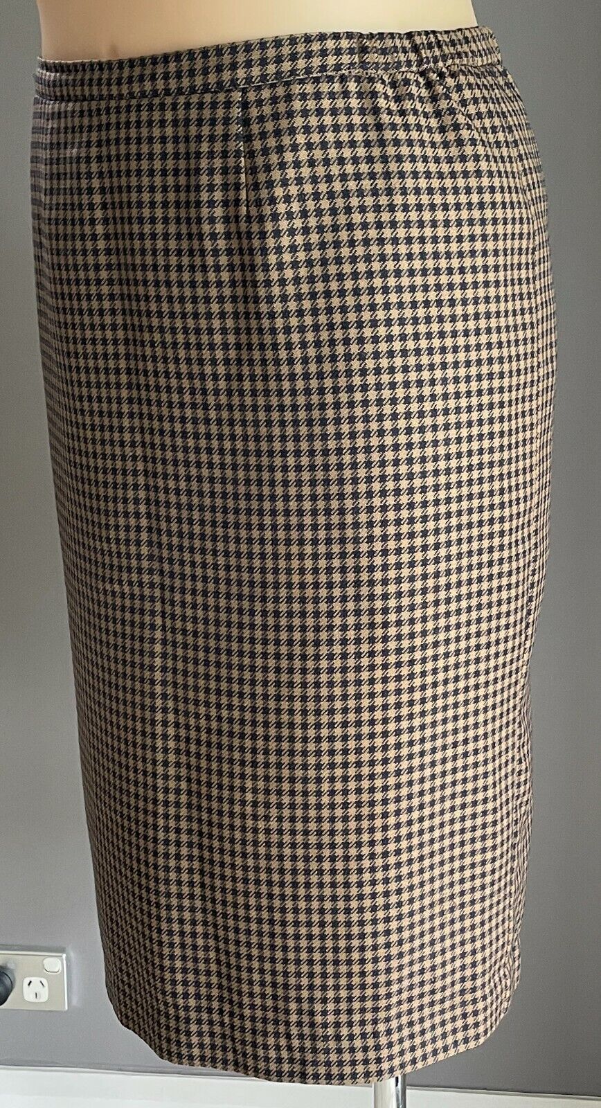 1960s Straight Wool Skirt Handmade Midi Brown Navy Check Winter Weight Size 16