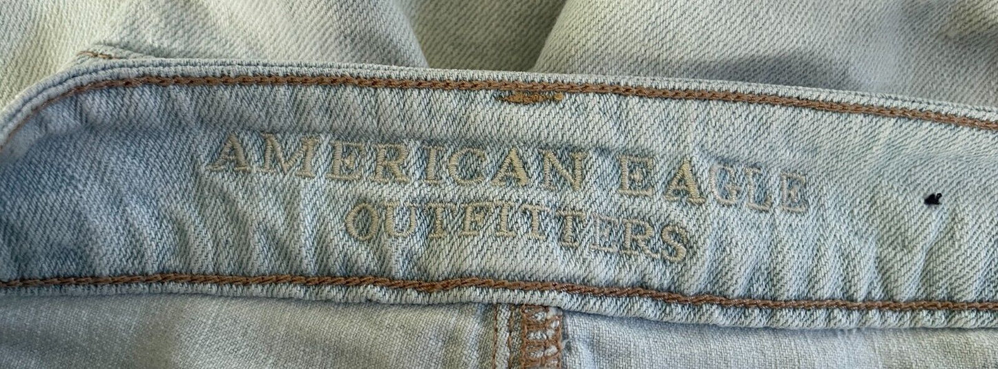 AMERICAN EAGLE OUTFITTERS Faded Denim "Tomgirl" Ripped/Distressed Jeans Sze 4