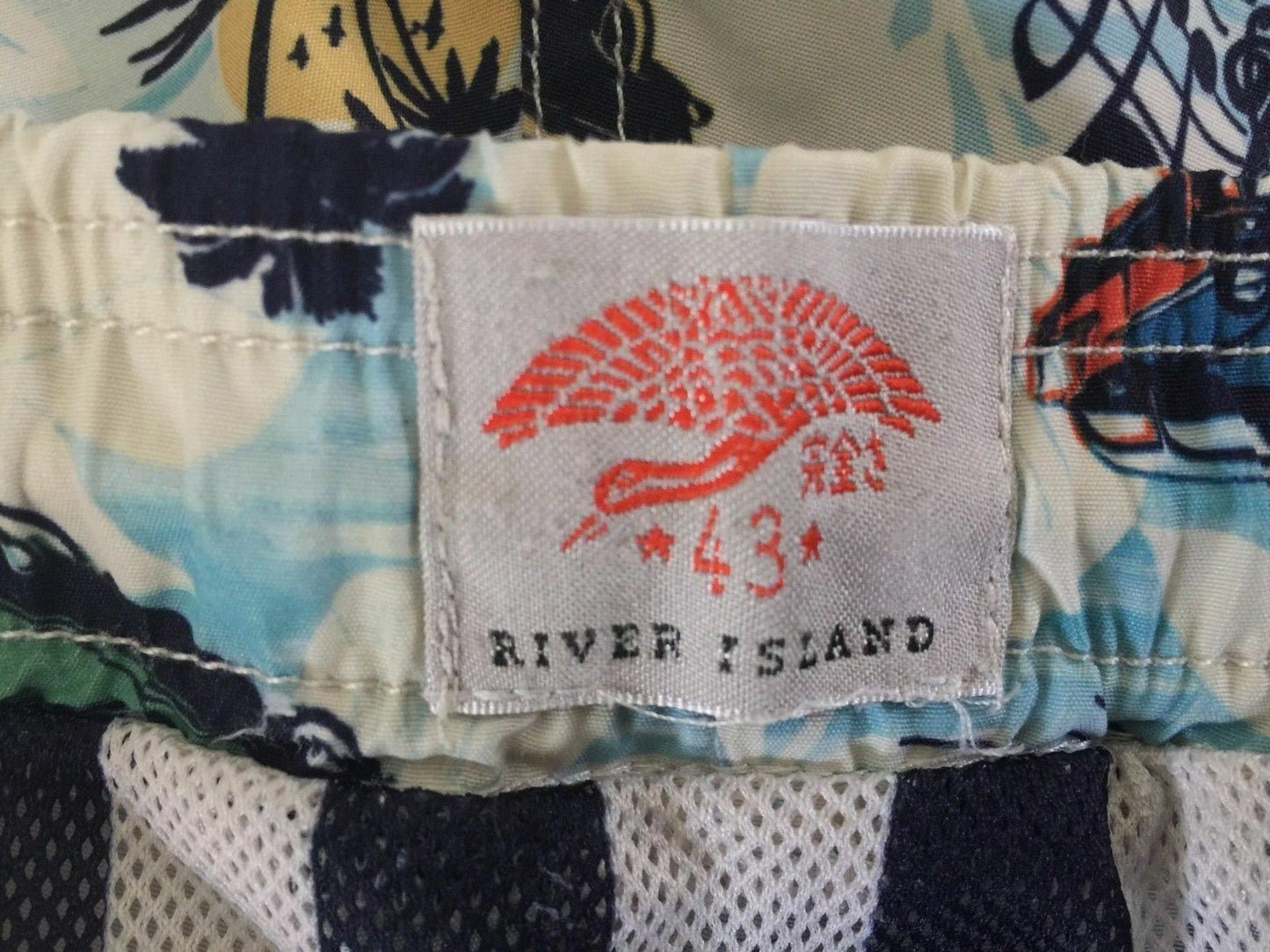 Board Shorts RIVER ISLAND Vintage Car Colourful Casual Beach Swim Mens Sz L NEW