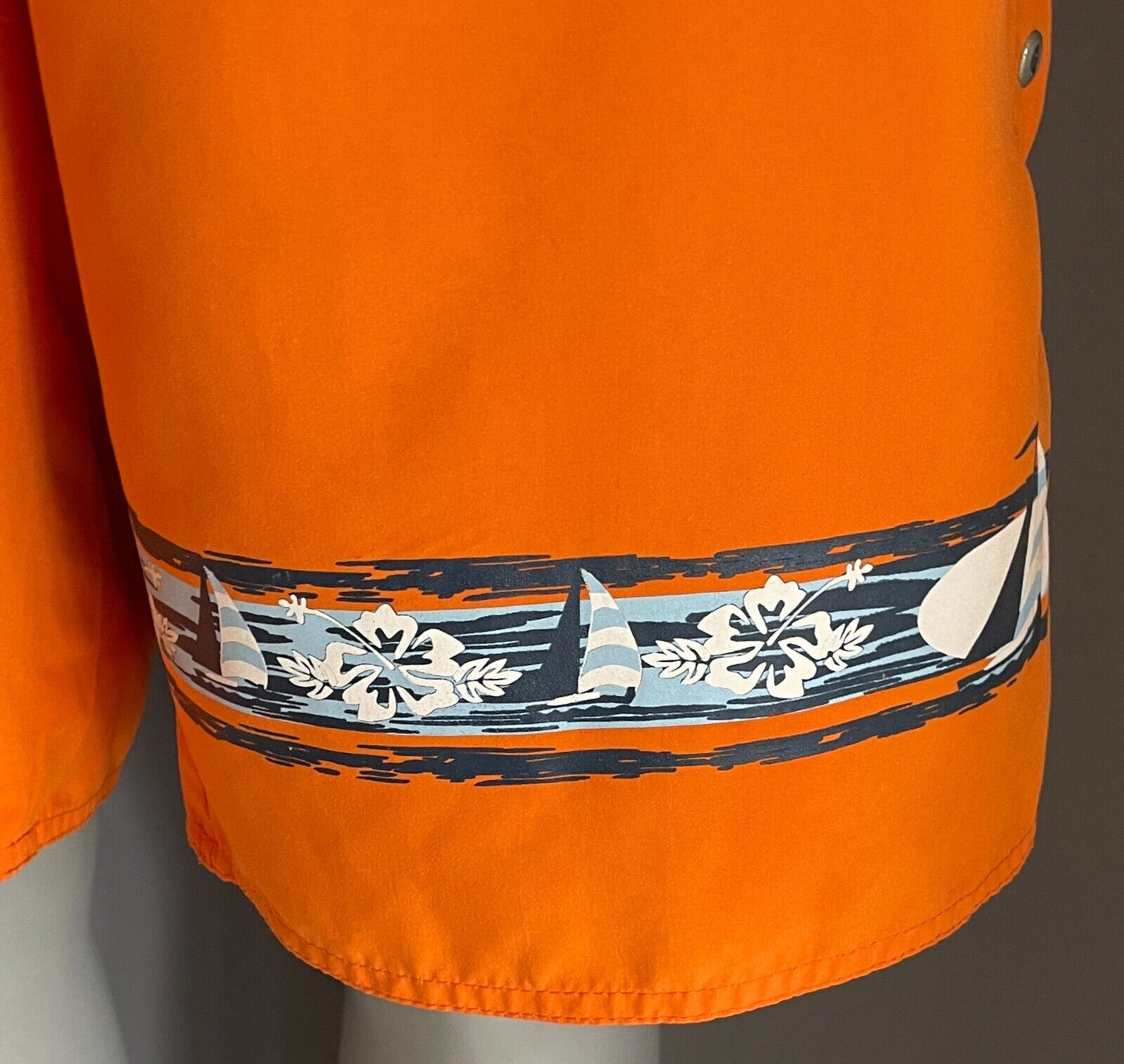 DAGI Board Shorts Orange Blue White Hawaiian Hibiscus Yachts Mens Size XL 98cm