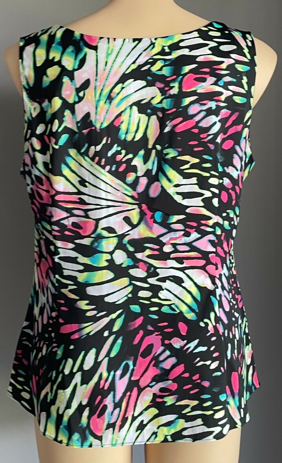 WORTHINGTON WOMAN Top Colourful Sleeveless Blouse Bust 126cm Plus Size 1X NEW