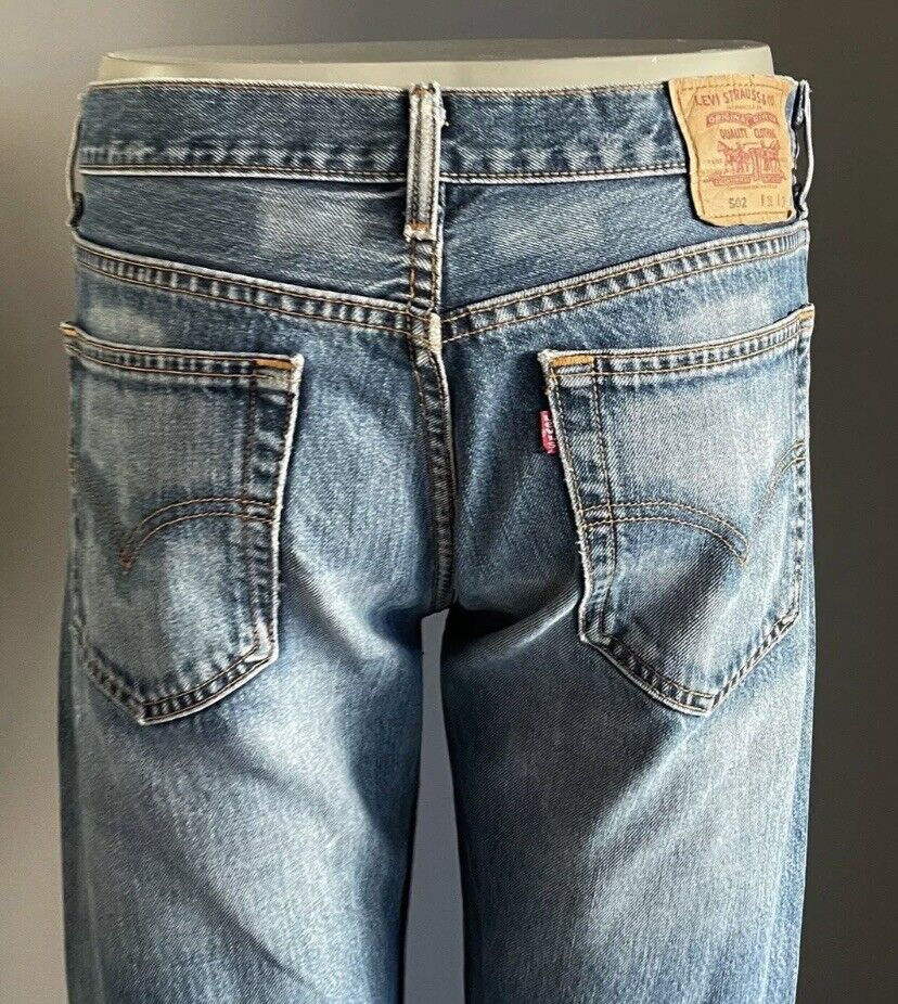 LEVI Strauss & Co Mens 502 Jeans Mid Blue Denim Tapered Leg Button Fly W36 L34