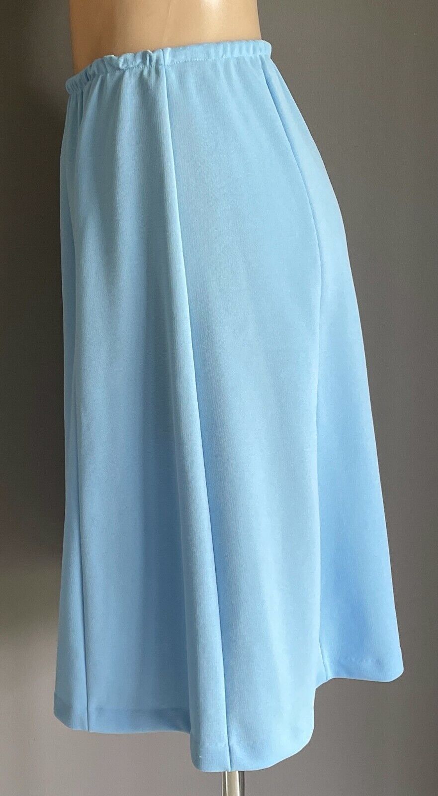 Vintage 1970s Skirt A-Line Sky Blue Polyester Elastic Waist Ladies Size 12