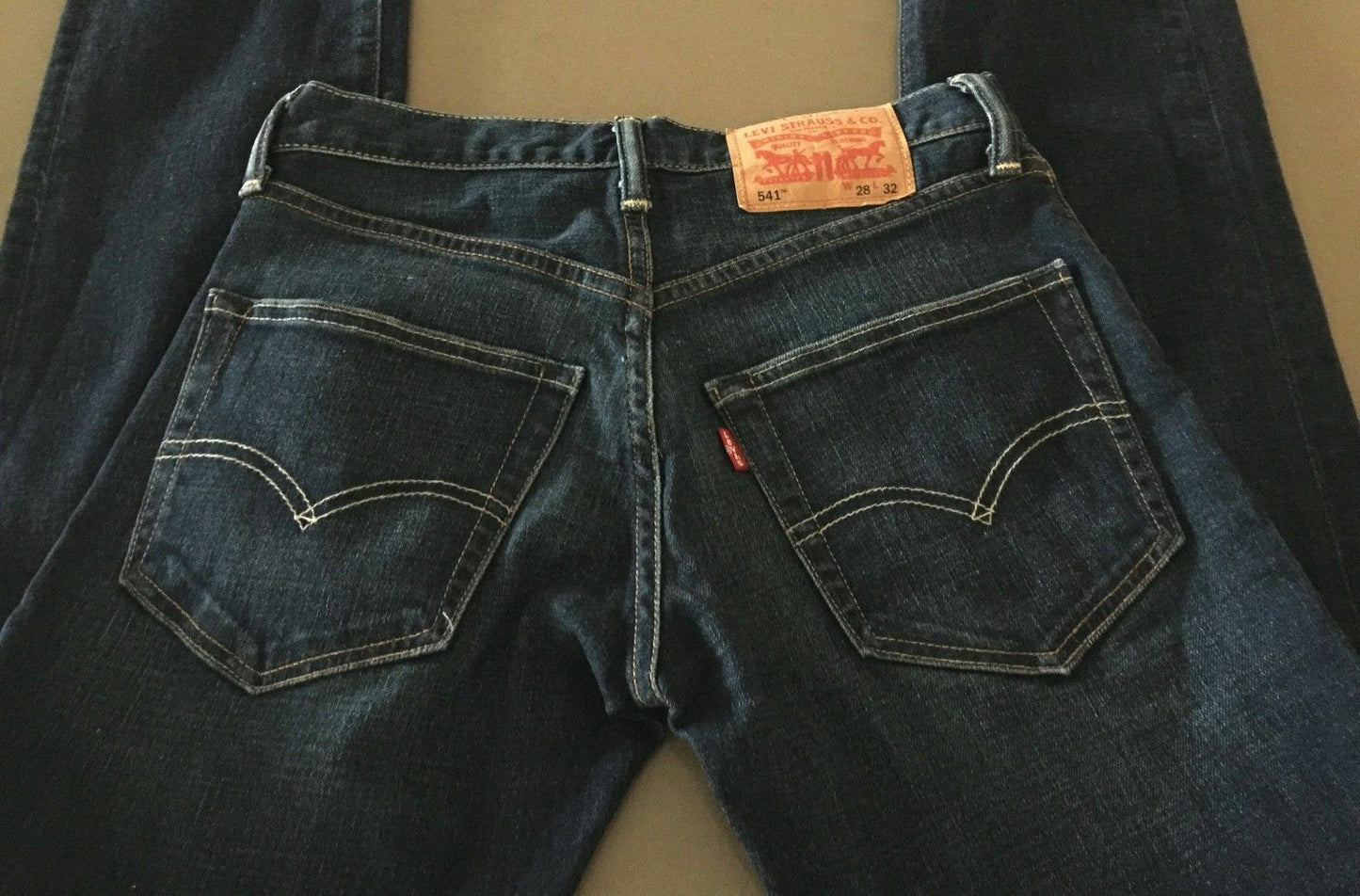 Mens LEVIS 541 Blue Denim Jeans Athletic Cut Straight Size 28W 32L Levi's NEW
